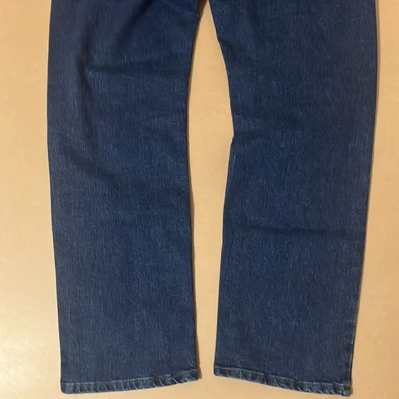 Performance Jeans - Picture 9 of 9